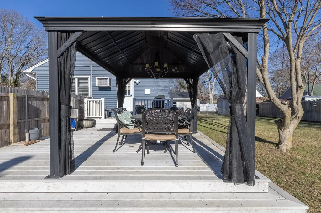 27 Terry Drive Mastic NY 11950