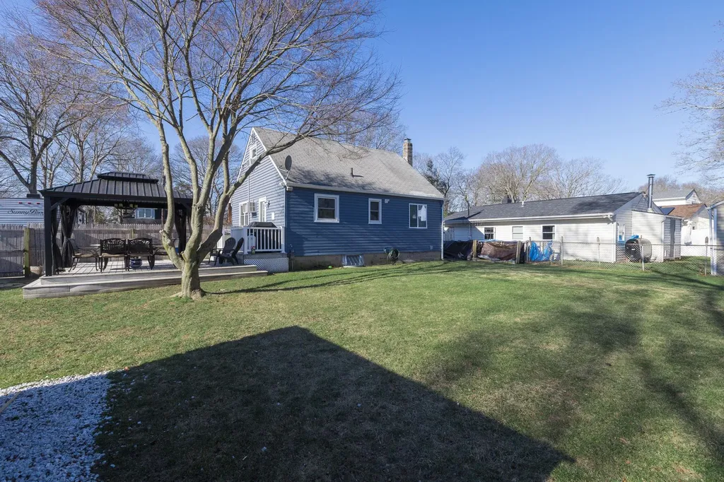 27 Terry Drive Mastic NY 11950