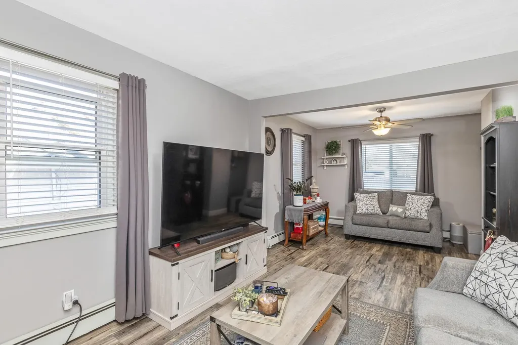27 Terry Drive Mastic NY 11950