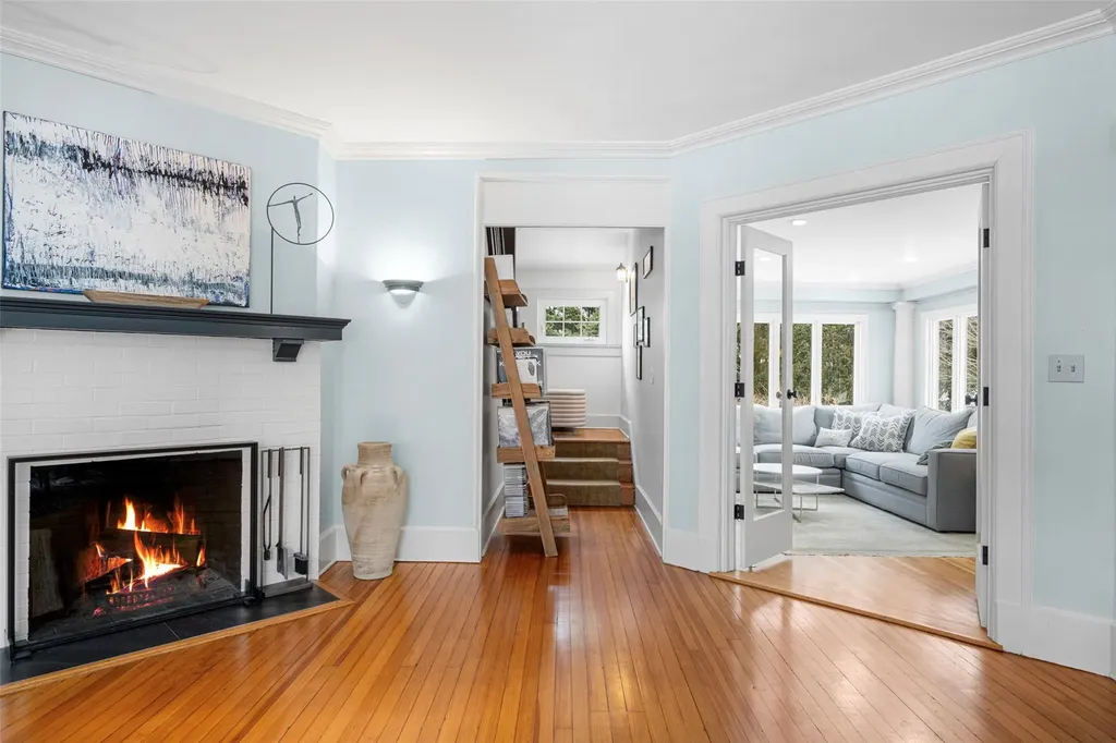 7 Thompson Place Larchmont NY 10538
