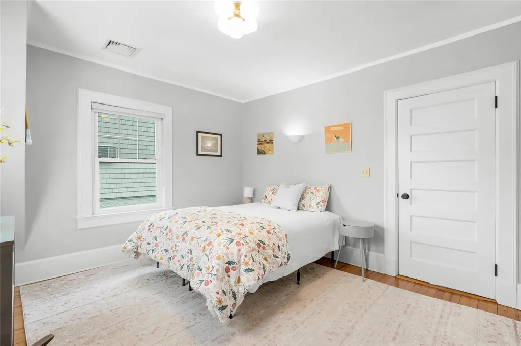 7 Thompson Place Larchmont NY 10538