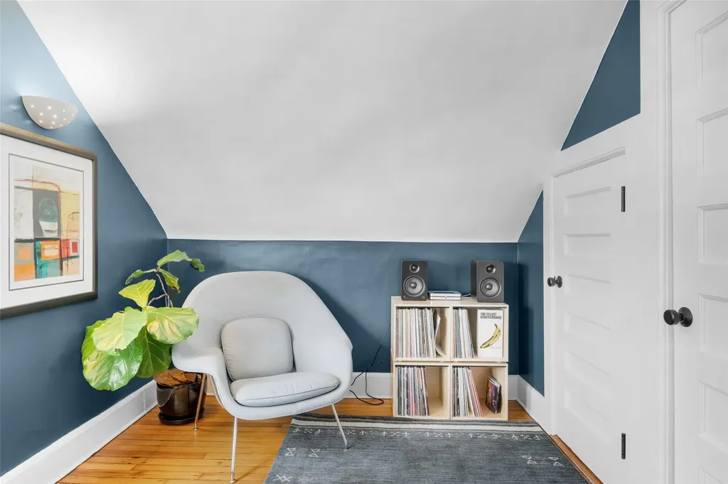 7 Thompson Place Larchmont NY 10538