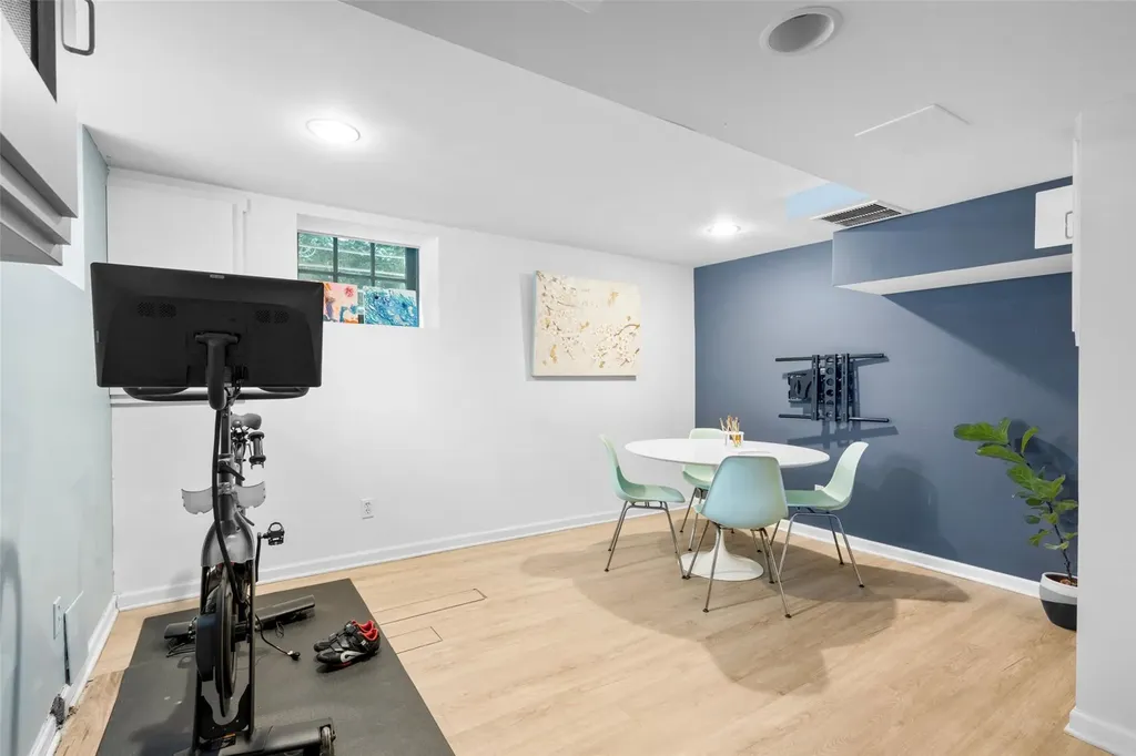 7 Thompson Place Larchmont NY 10538
