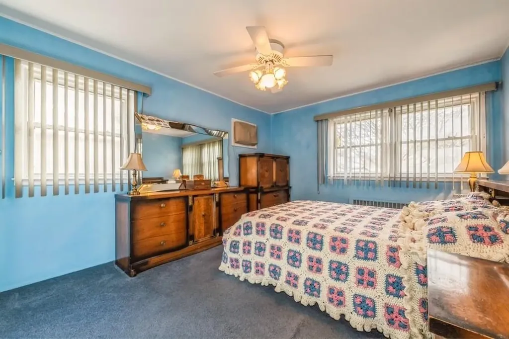 676 Pleasant Avenue Westbury NY 11590