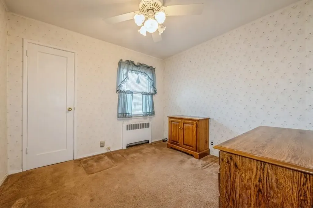 676 Pleasant Avenue Westbury NY 11590