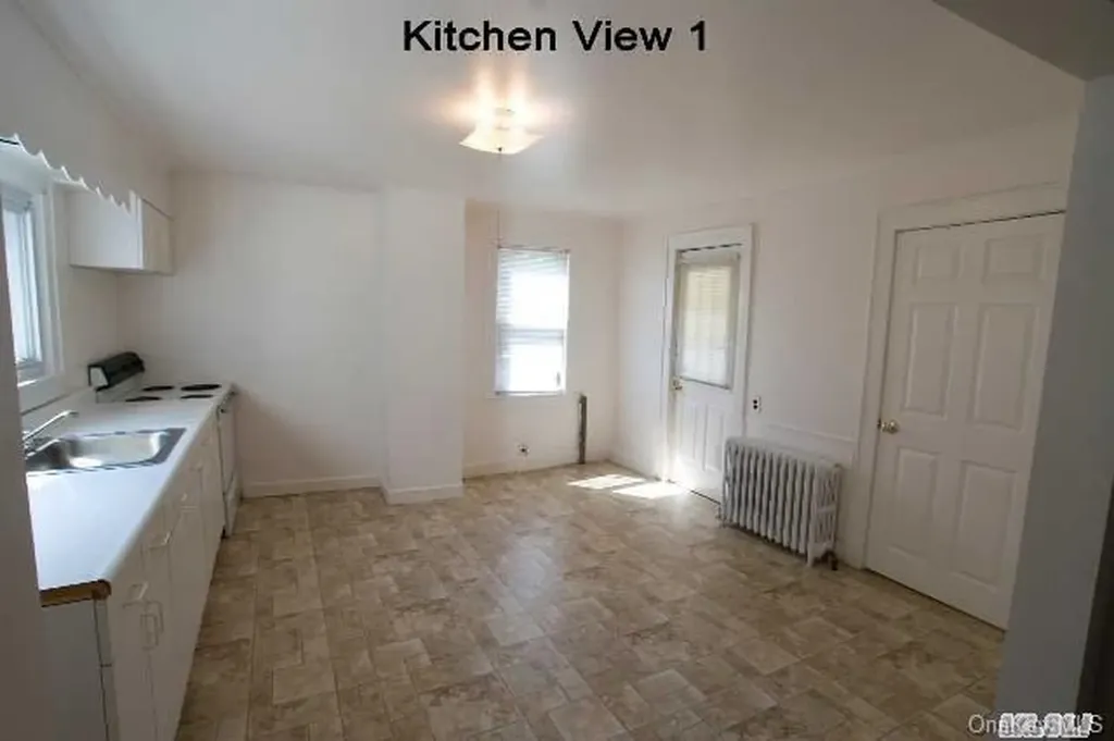 66 Grand Avenue Freeport NY 11520