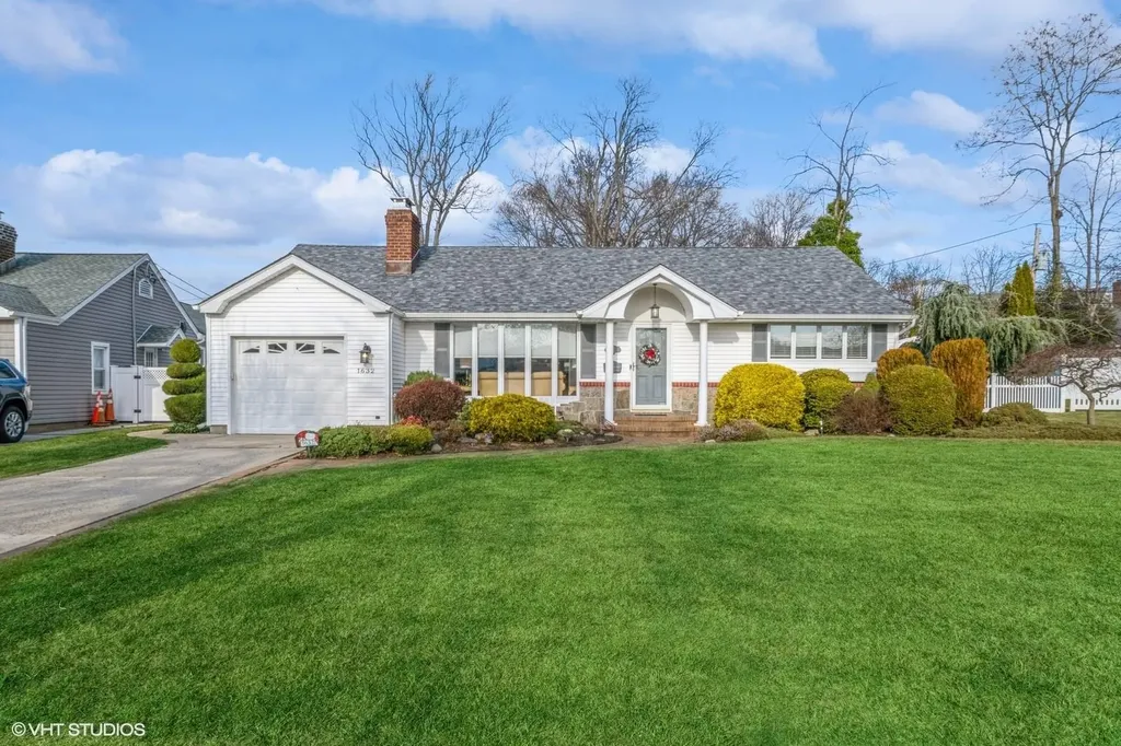 1632 George Road Wantagh NY 11793