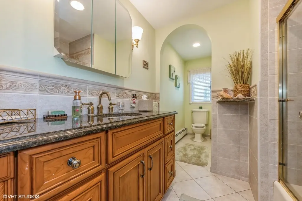 1632 George Road Wantagh NY 11793