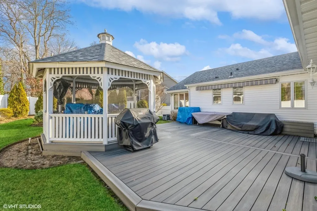 1632 George Road Wantagh NY 11793