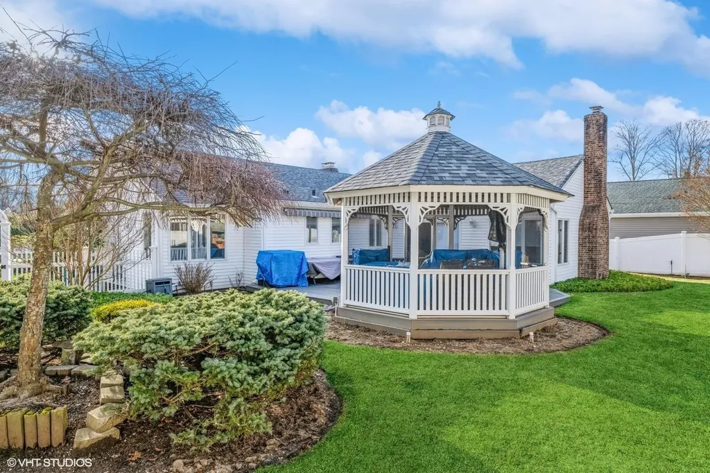 1632 George Road Wantagh NY 11793