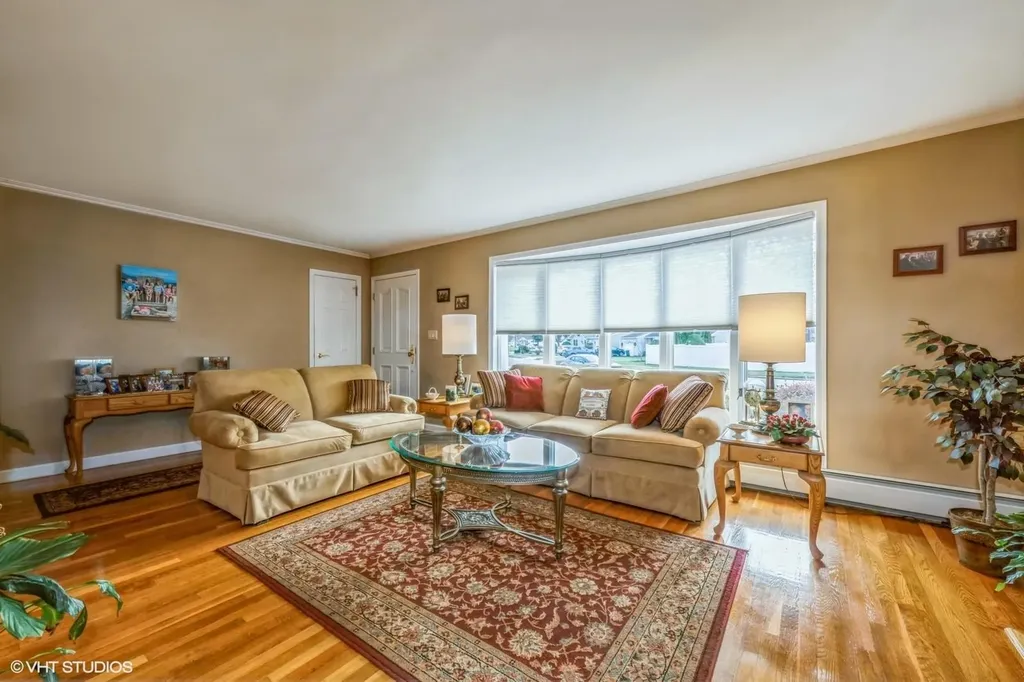 1632 George Road Wantagh NY 11793
