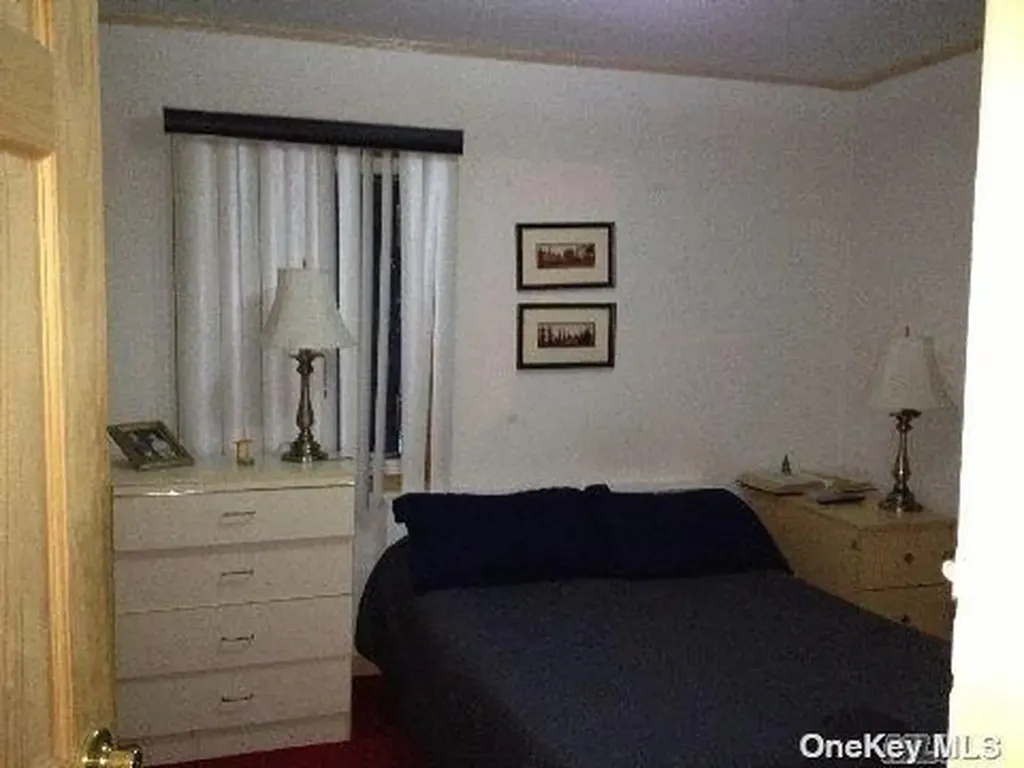 1299 Globe Avenue Elmont NY 11003