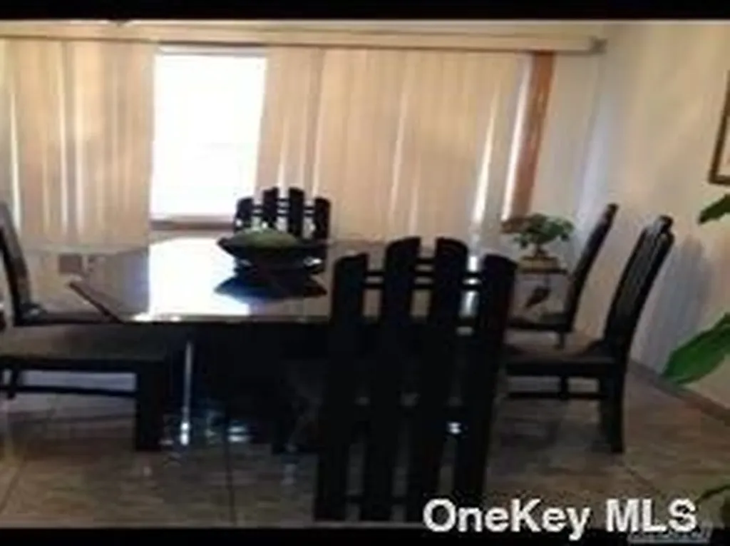 1299 Globe Avenue Elmont NY 11003
