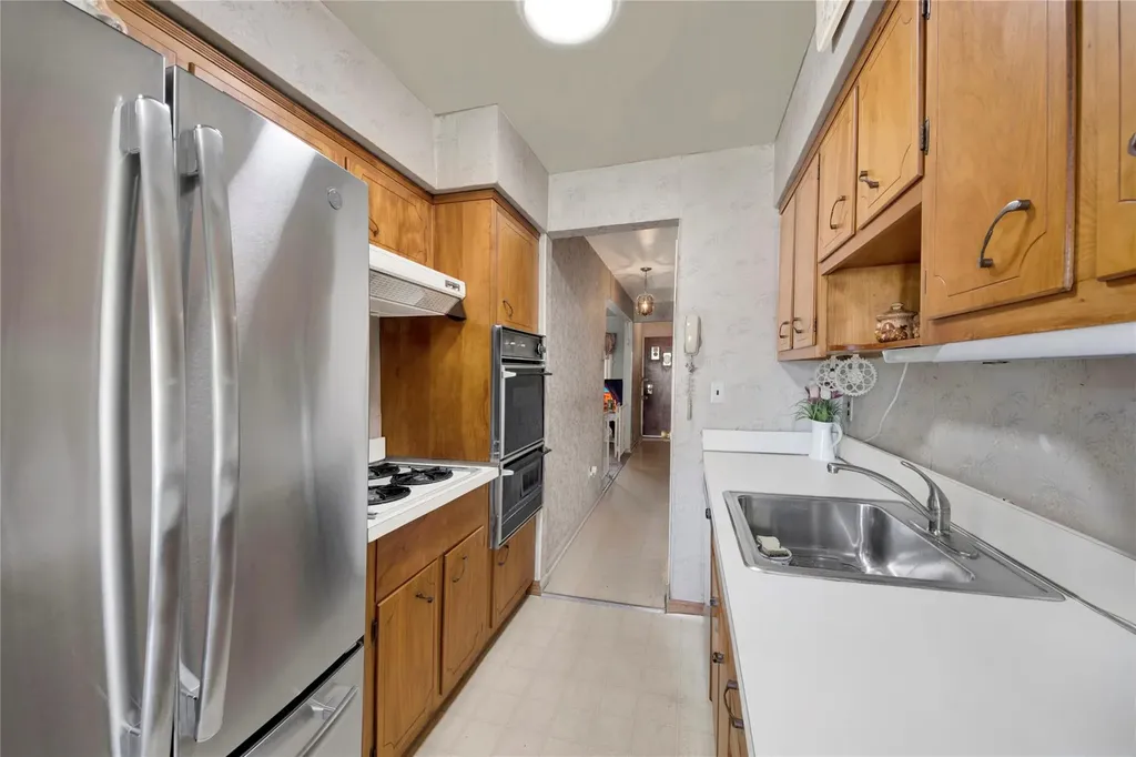 237 Davis Avenue Bronx NY 10465