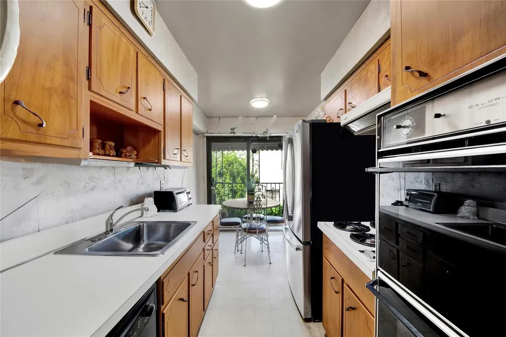 237 Davis Avenue Bronx NY 10465