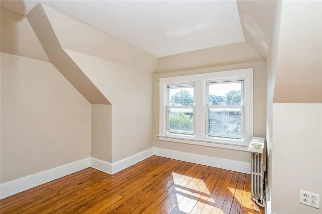 30 Brookside Place New Rochelle NY 10801
