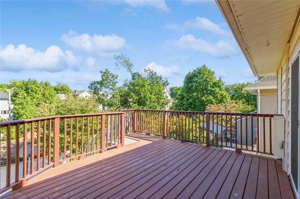 30 Brookside Place New Rochelle NY 10801