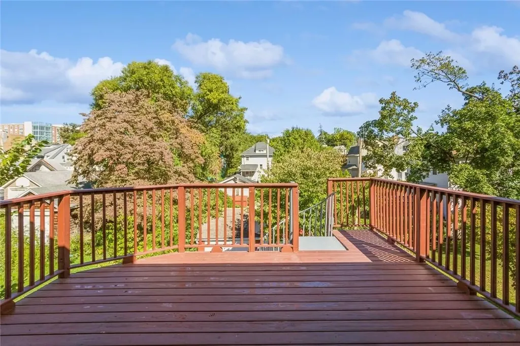 30 Brookside Place New Rochelle NY 10801