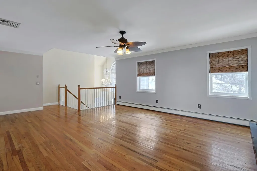18 Valerie Lane Mahopac NY 10541