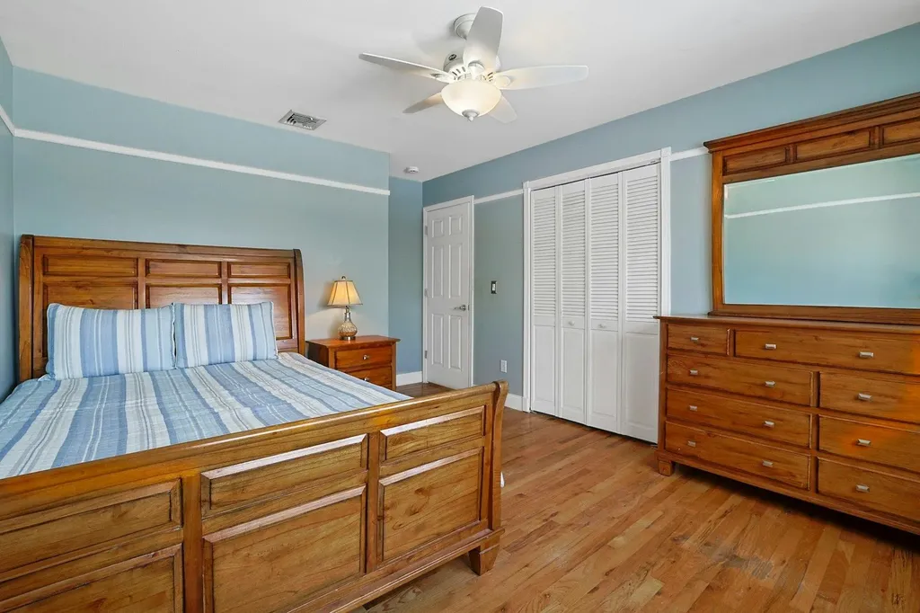 18 Valerie Lane Mahopac NY 10541