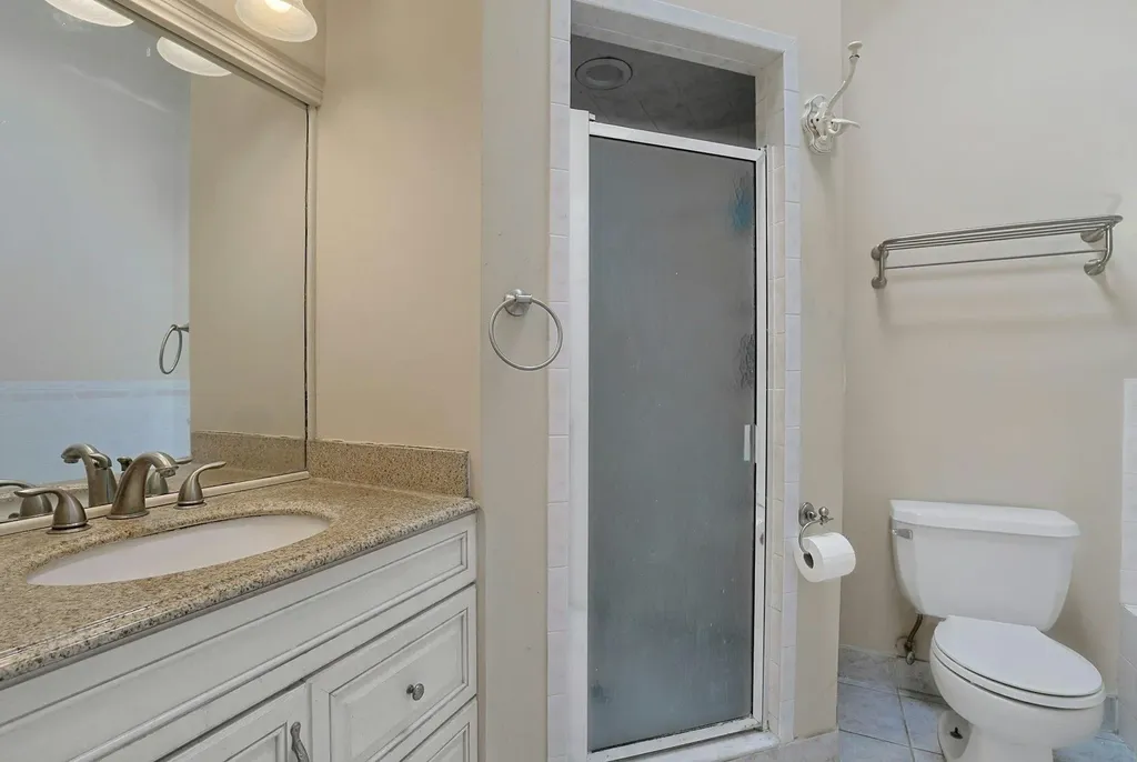 18 Valerie Lane Mahopac NY 10541