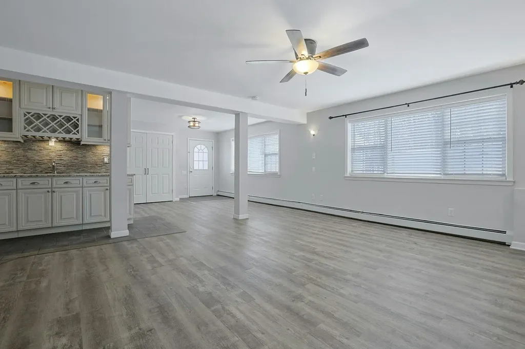 18 Valerie Lane Mahopac NY 10541