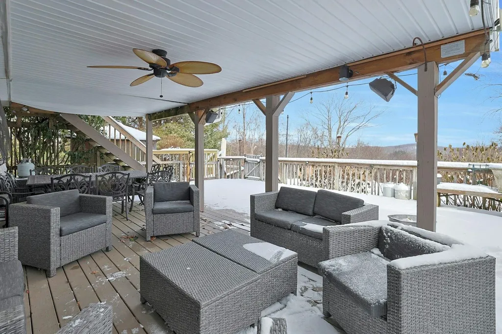 18 Valerie Lane Mahopac NY 10541