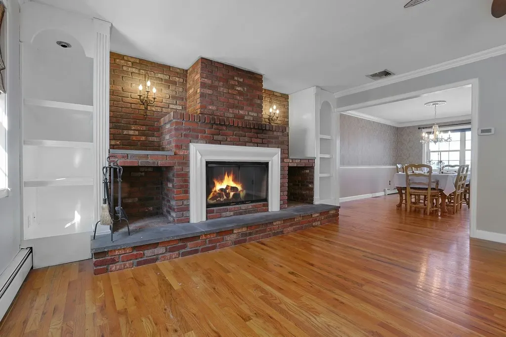 18 Valerie Lane Mahopac NY 10541