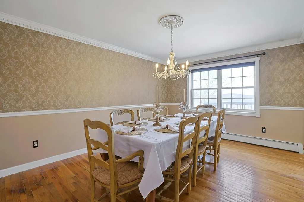 18 Valerie Lane Mahopac NY 10541