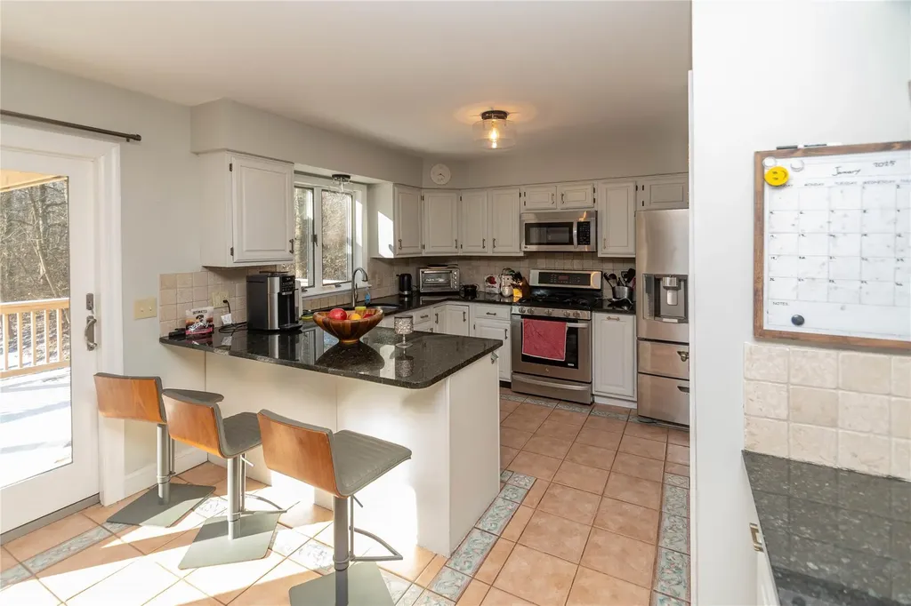 47 Maurerbrook Drive Fishkill NY 12524