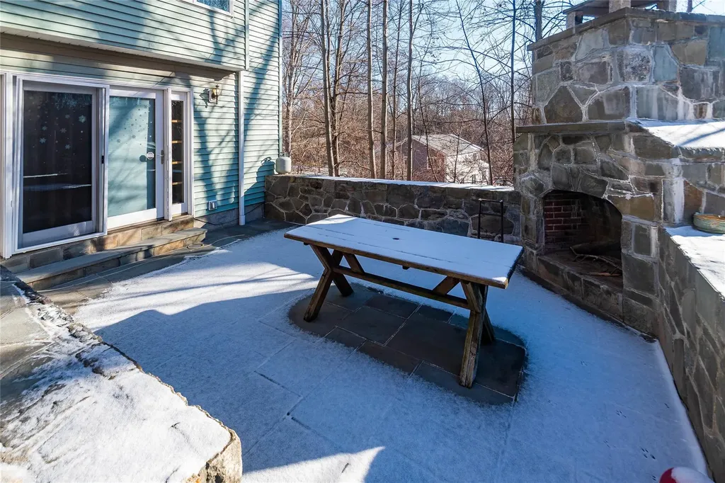 47 Maurerbrook Drive Fishkill NY 12524