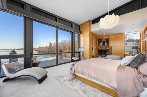 46 Ledgerock Lane Hyde Park NY 12538