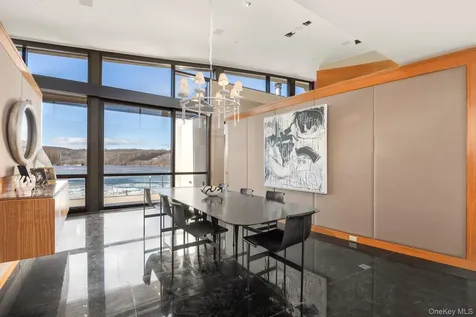 46 Ledgerock Lane Hyde Park NY 12538