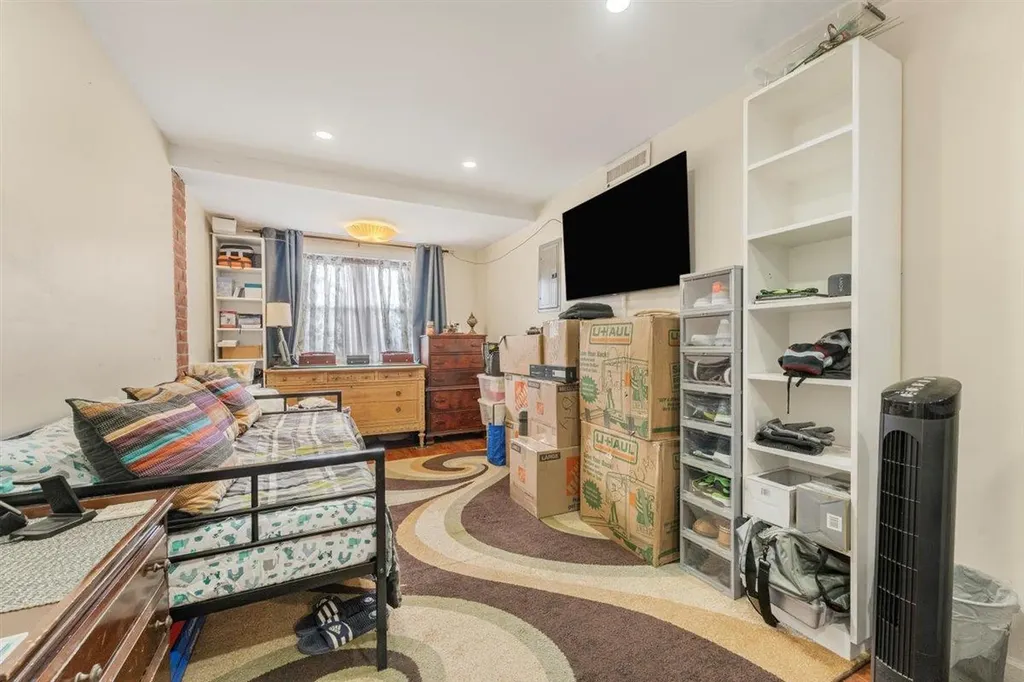 1418 Edwards Avenue Bronx NY 10461