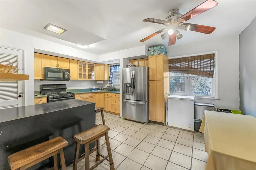 1418 Edwards Avenue Bronx NY 10461