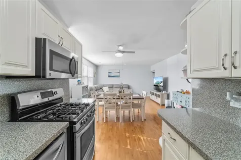 7 Bryant Crescent White Plains NY 10605