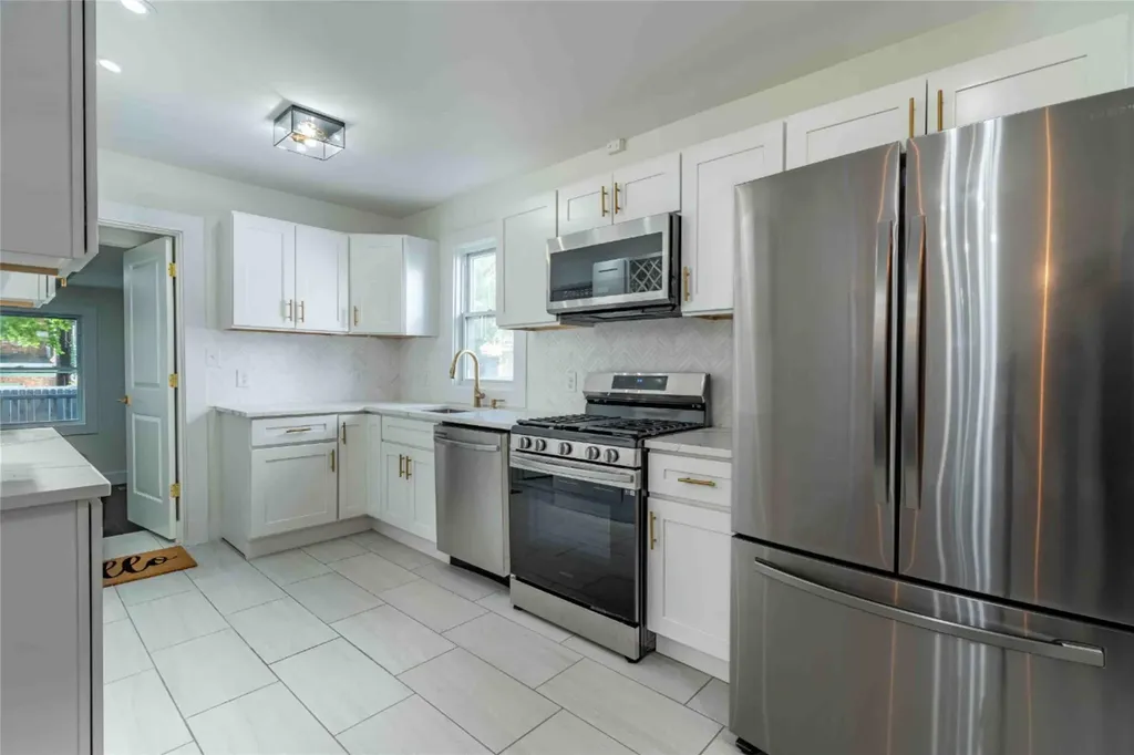 61 Beacon Street Newburgh NY 12550