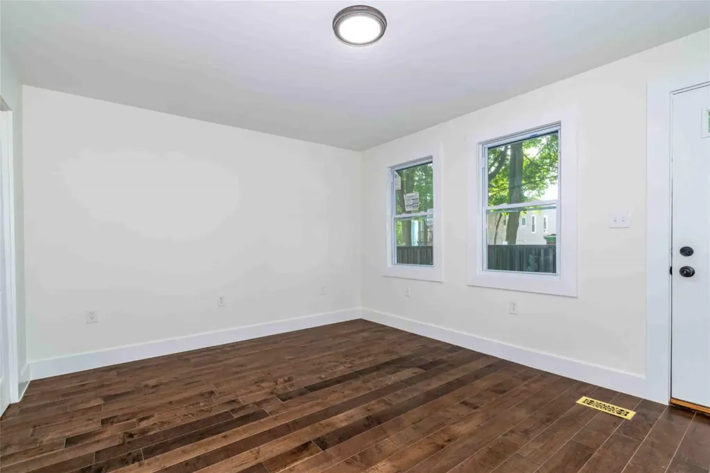 61 Beacon Street Newburgh NY 12550