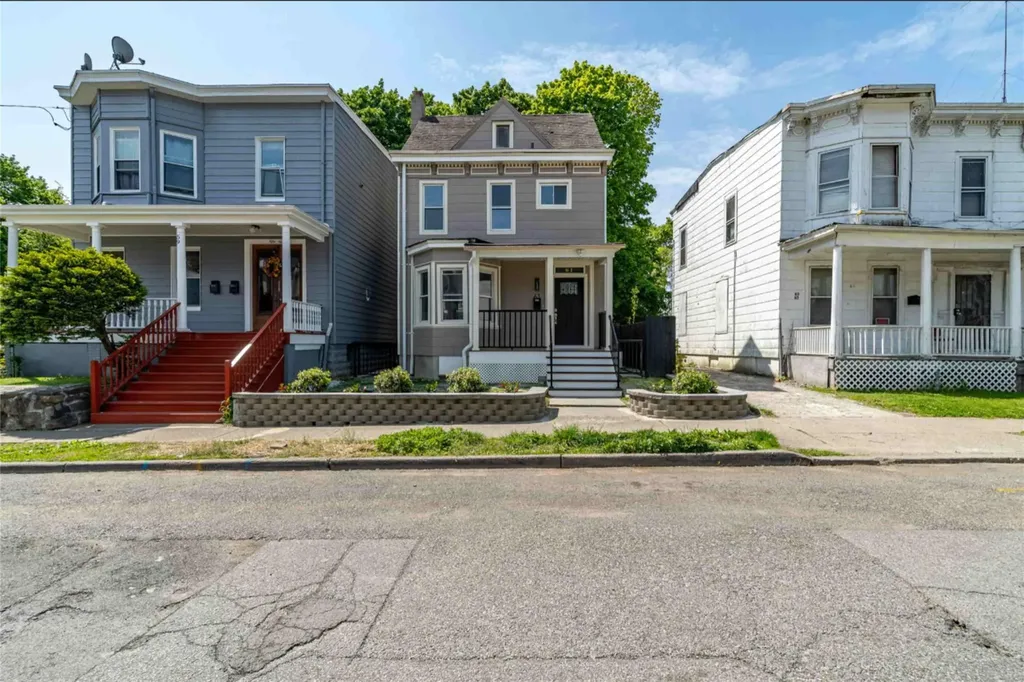 61 Beacon Street Newburgh NY 12550