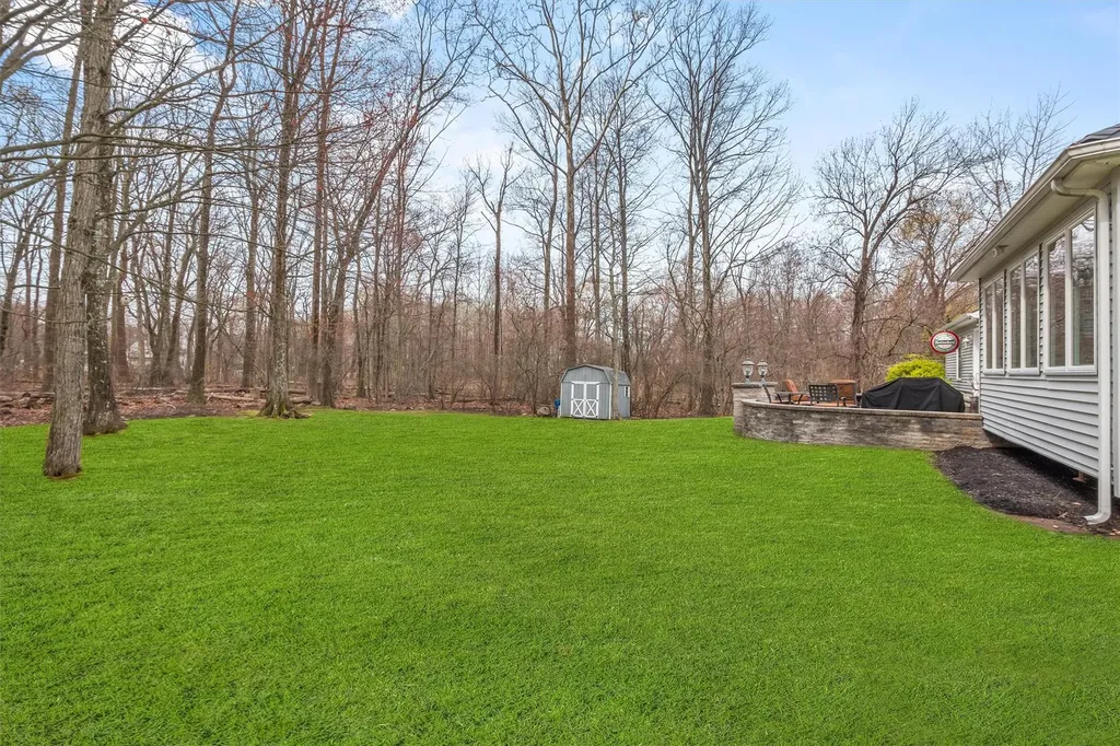 12 Bridge Road Nanuet NY 10954