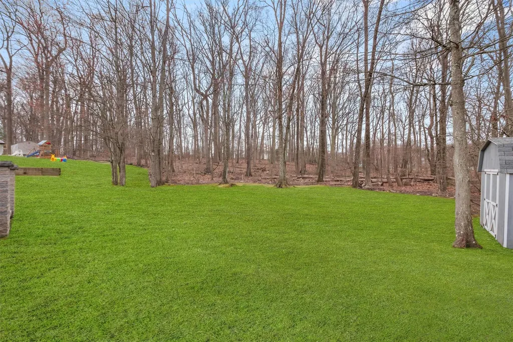 12 Bridge Road Nanuet NY 10954