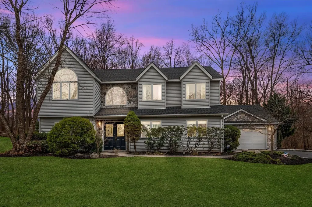 12 Bridge Road Nanuet NY 10954