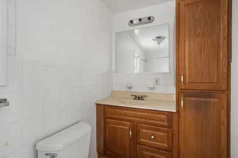 98 Monroe Street Amityville NY 11701