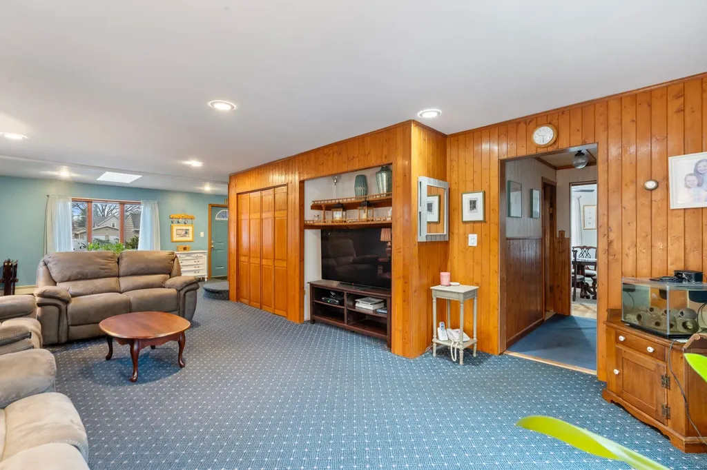 609 Grant Avenue North Baldwin NY 11510