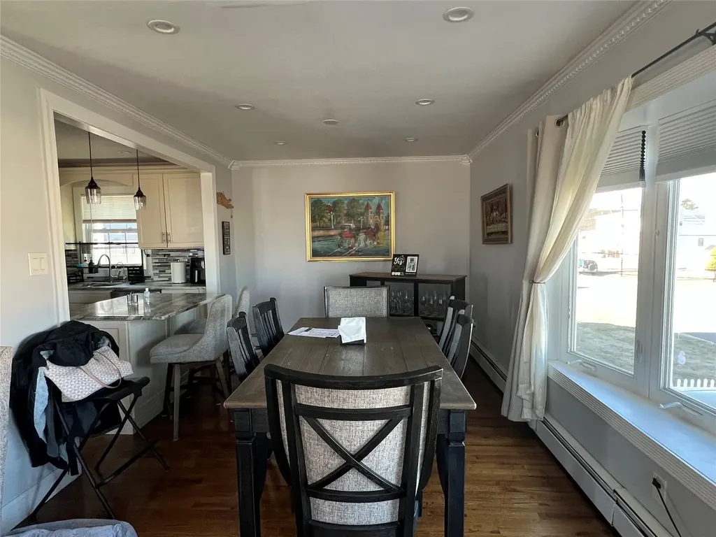 159 14th Street West Babylon NY 11704