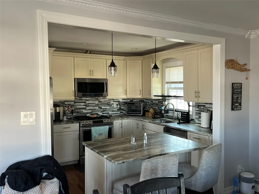159 14th Street West Babylon NY 11704
