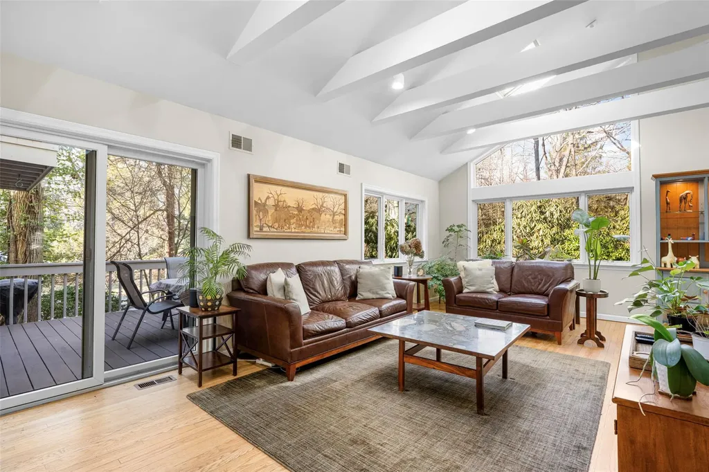30 Bonnie Way Larchmont NY 10538