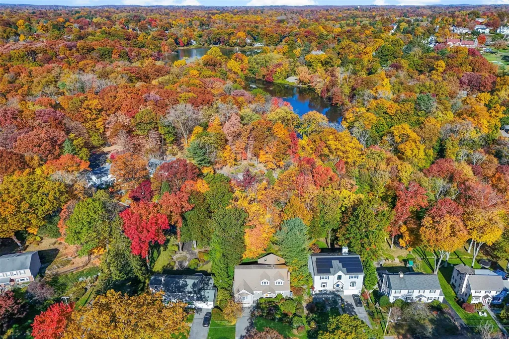 30 Bonnie Way Larchmont NY 10538