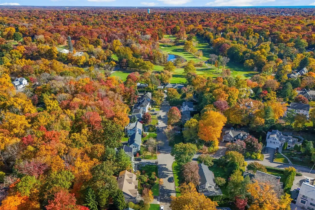 30 Bonnie Way Larchmont NY 10538