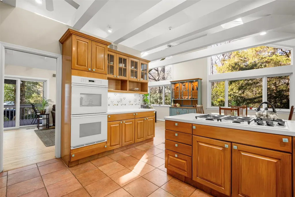 30 Bonnie Way Larchmont NY 10538